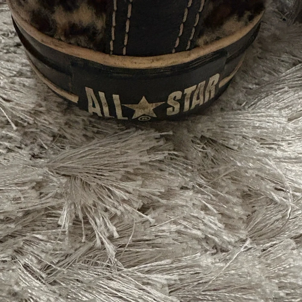 Converse faux fur leopard Print High-Top Sneakers - Picture 9 of 10